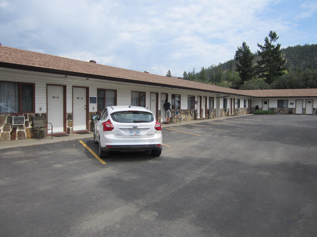 Monte Carlo Motel Barriere Bagian luar foto
